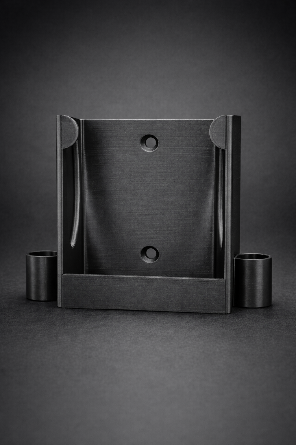 Avinox veggfeste lader