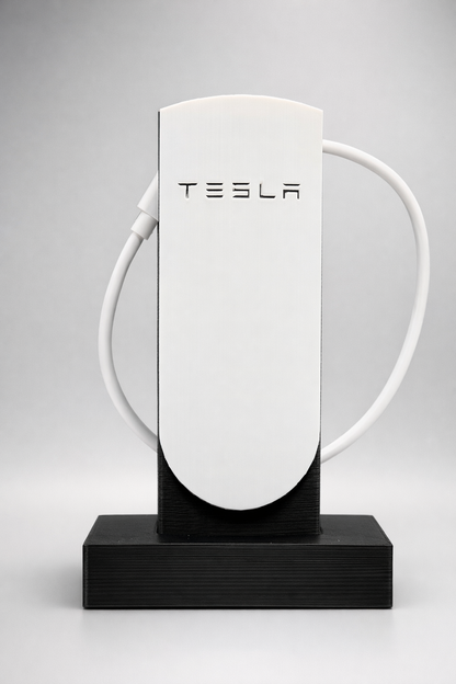 TESLA SuperCharger v4 mobillader