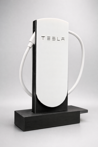 TESLA SuperCharger v4 mobillader