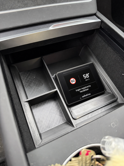 Tesla Y / 3 Safedrive integrert holder midtkonsoll