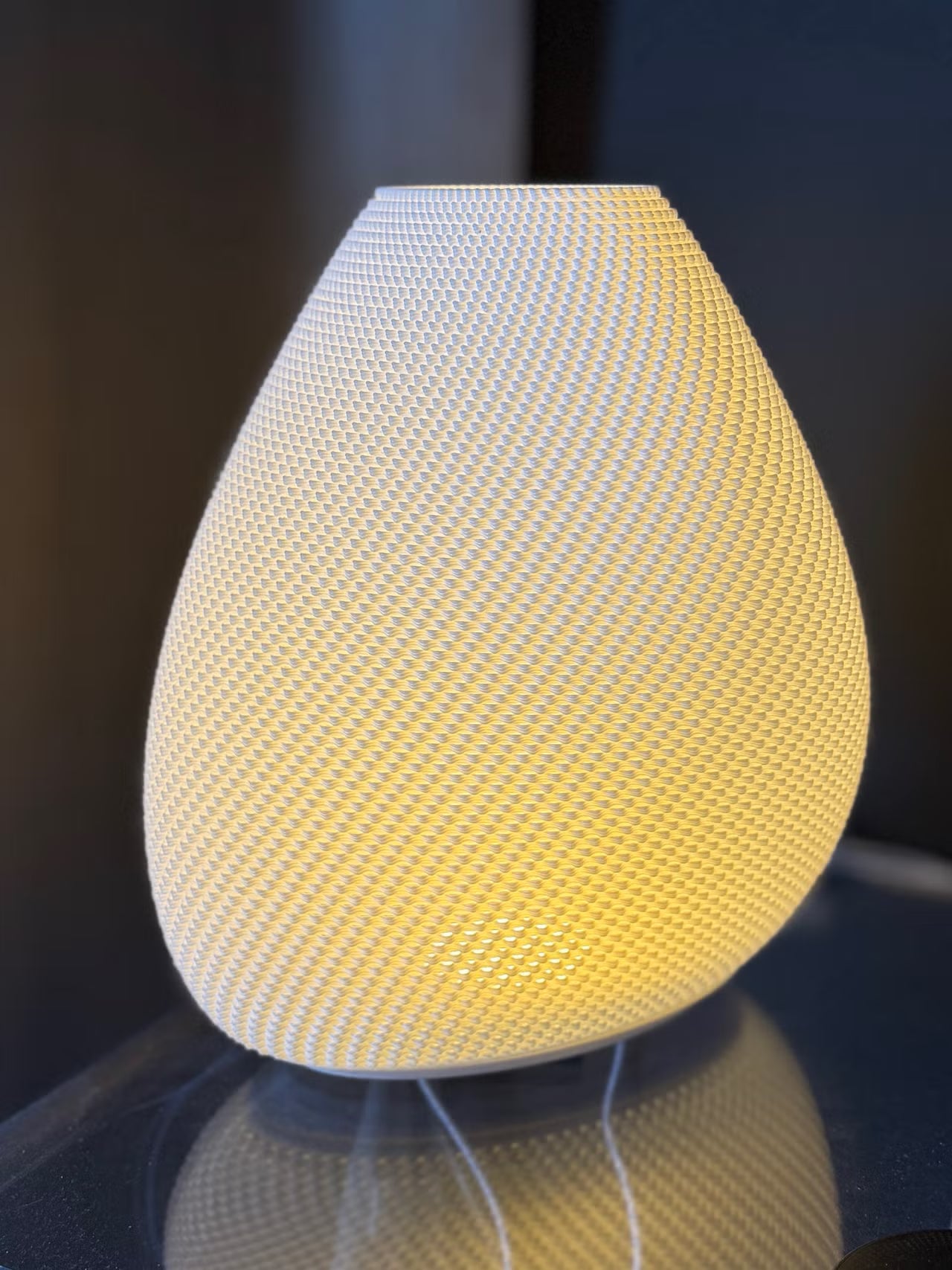 Moderne bordlampe