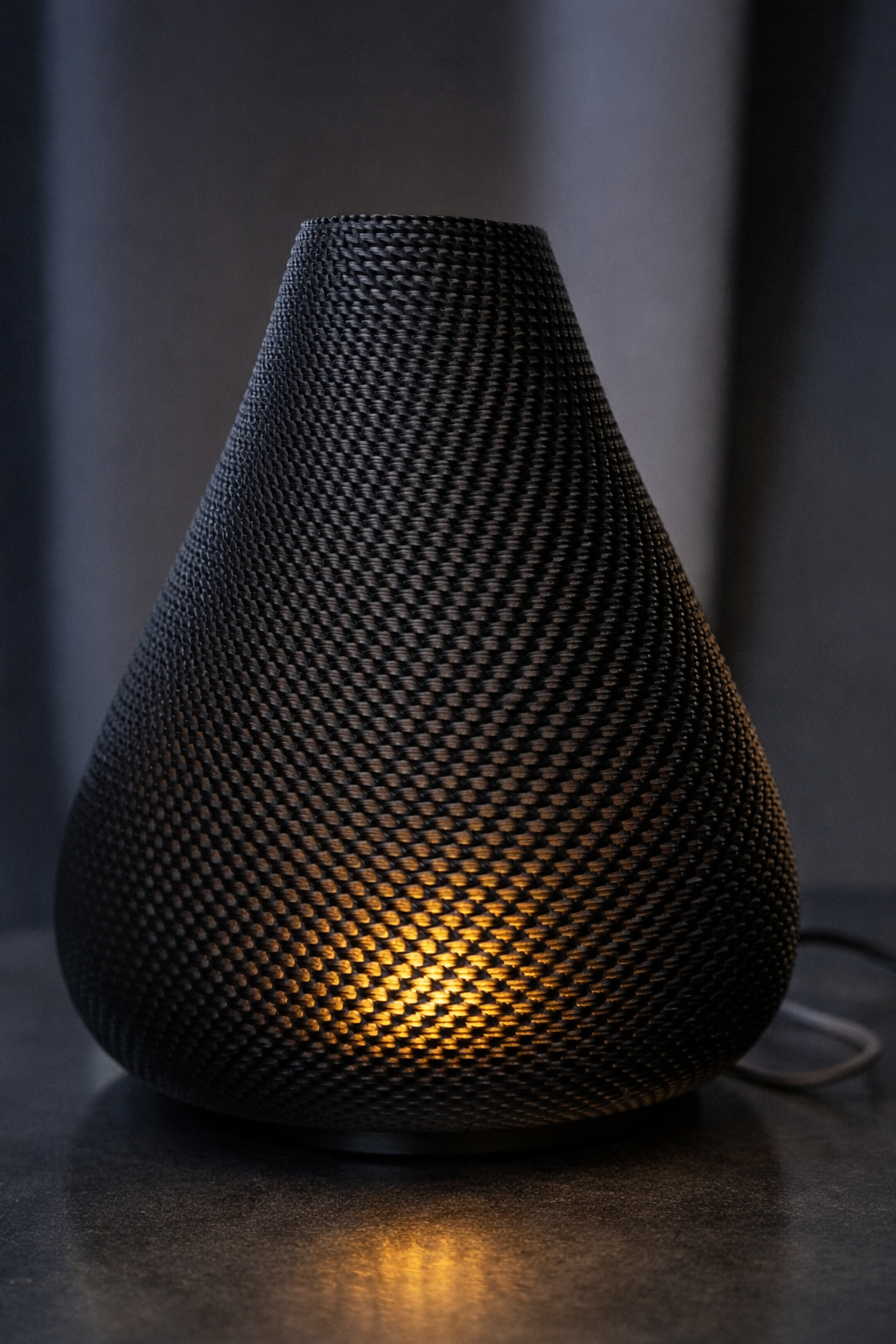 Moderne bordlampe